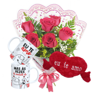 Mini Buquê com 6 Rosas Vermelhas+1Caneca de Porcelana+Coração Pelúcia P "Eu te Amo"