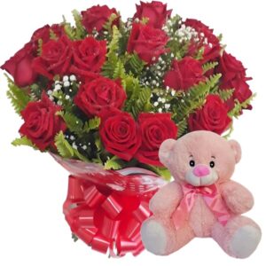 Buquê com 12 Rosas Vermelhas+Urso Pelúcia Rosa 25cm