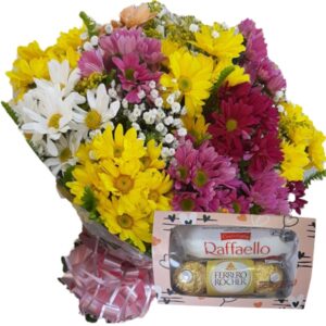 BUQUE COM FLORES CAMPESTRES+CHOCOLATE 6UN (Rafaello e Ferrero)